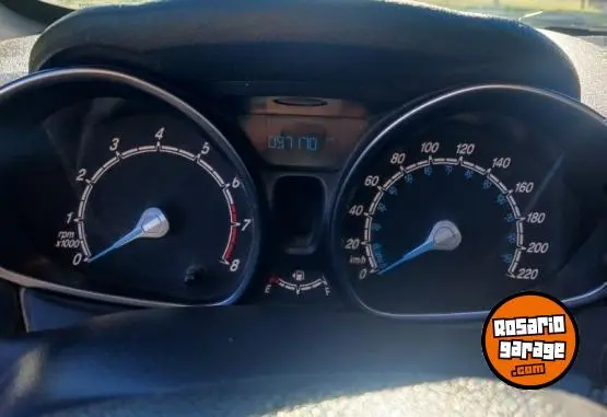Ford Fiesta  2015 - foto 3