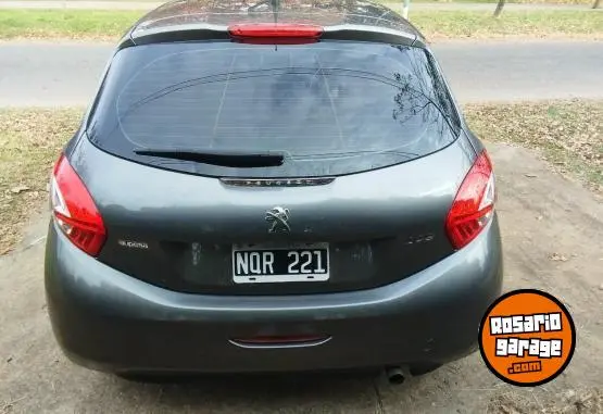 Peugeot 208 Allure 1.5Touchscreen  2014 - foto 4