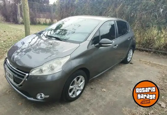 Peugeot 208 Allure 1.5Touchscreen  2014 - foto 5