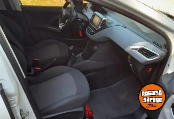 Peugeot 208 Allure  2017 - foto 5