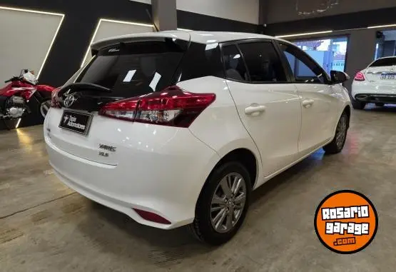 Toyota Yaris Xls 1.5 5Ptas Cvt  2021 - foto 4