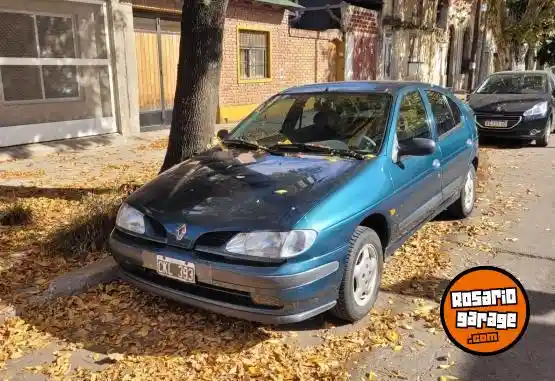 Renault Megane  1998 - foto 1