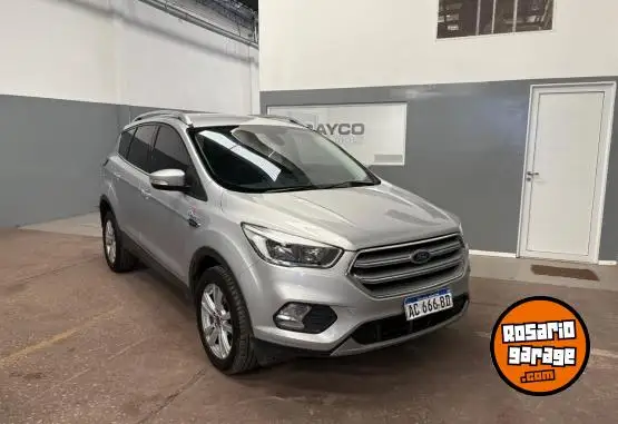 Ford Kuga Sel 2.0 4X2  2017 - foto 1