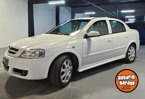 Chevrolet Astra Gls 2.0  2011 - foto 2