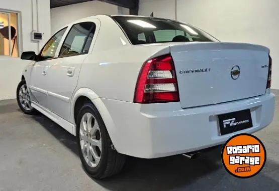Chevrolet Astra Gls 2.0  2011 - foto 3