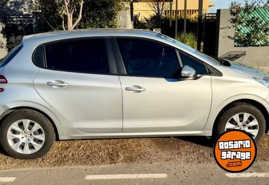Peugeot 208 Active  2014 - foto 4