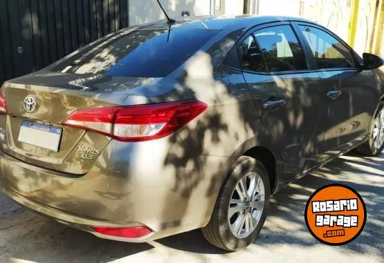 Toyota Yaris Xls 1.5 6M/T Sedán  2019 - foto 4
