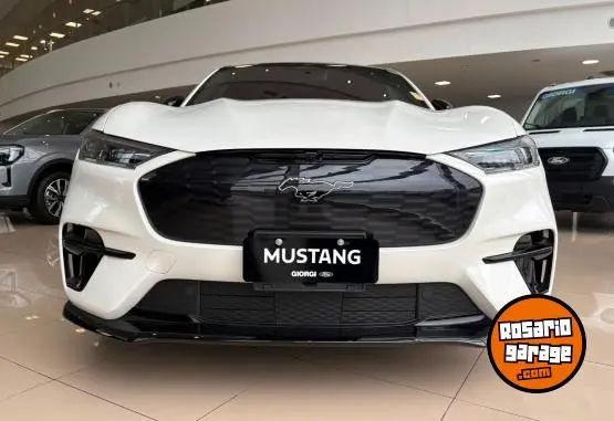 Ford Mustang Mach-e Gt 2023 - foto 1