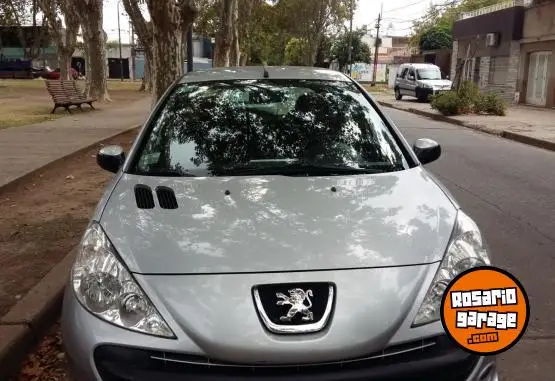 Peugeot 2010  2010 - foto 1