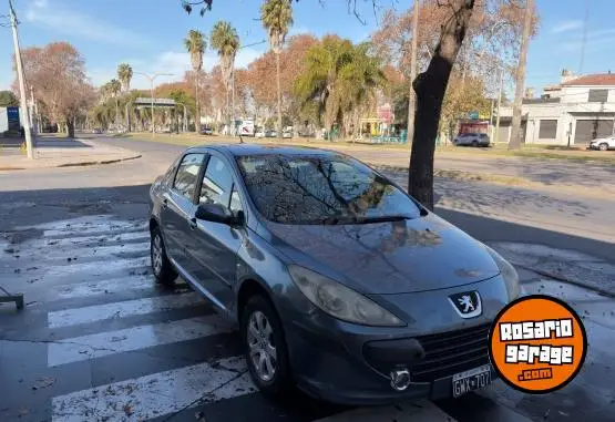 Peugeot 307 Sedán  2008 - foto 1