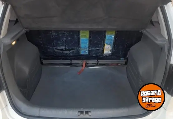 Volkswagen Suran  2010 - foto 4