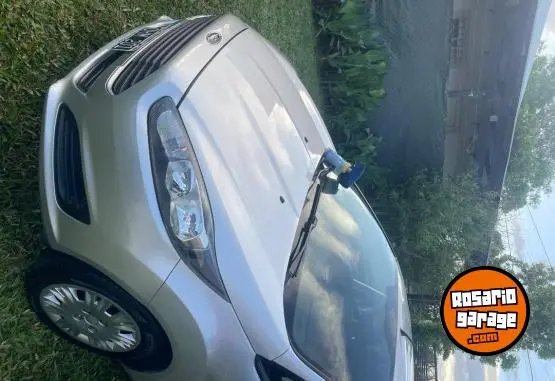 Ford Fiesta Kinetic S  2014 - foto 2