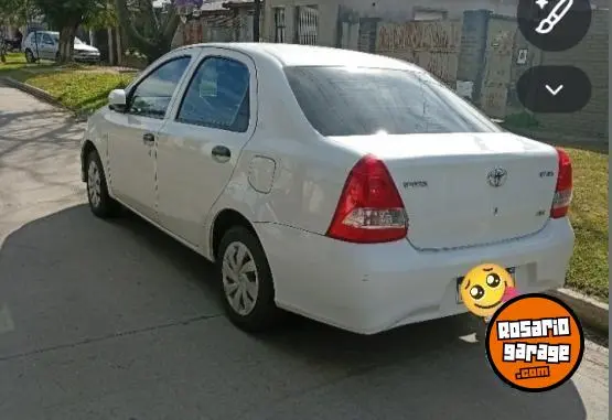 Toyota Etios 2017 - foto 1