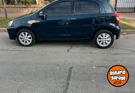 Toyota Etios Xls 1.5 At  2017 - foto 2