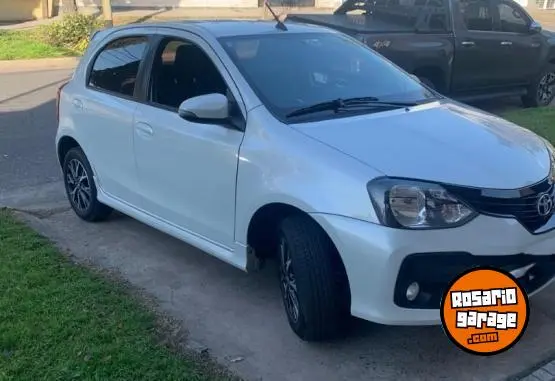 Toyota Etios  2023 - foto 1