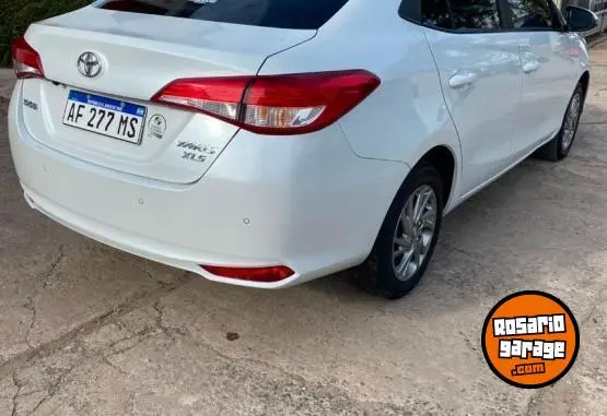 Toyota Yaris 1.5 Xls Cvt L/22  2022 - foto 4