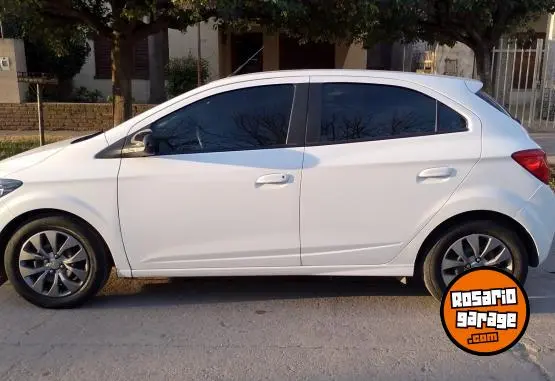 Chevrolet Onix Joy  2020 - foto 2