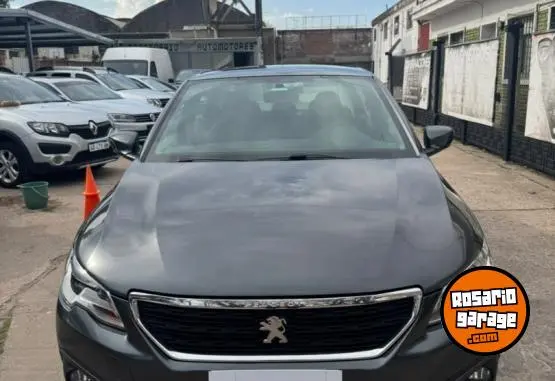 Peugeot 301 Allure 1.6  2017 - foto 2