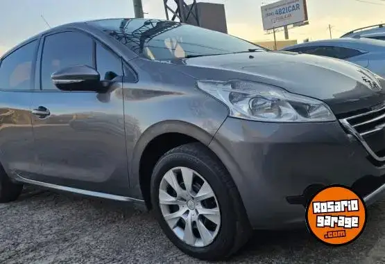 Peugeot 208  2015 - foto 1