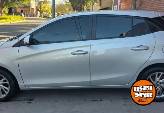 Toyota Yaris  2023 - foto 5