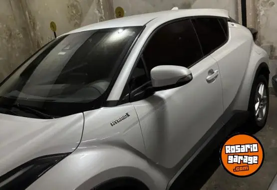 Toyota Ch-R 1.8 Hybrid  2022 - foto 3