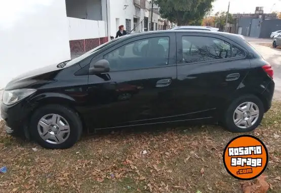 Chevrolet Onix Joy  2017 - foto 2