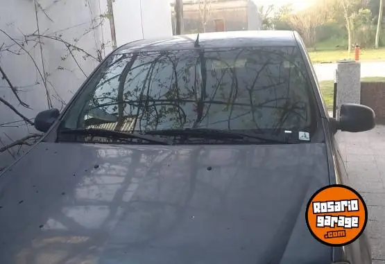 Renault Logan  2012 - foto 4