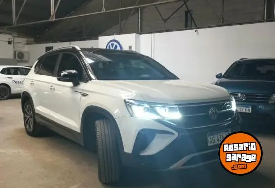 Volkswagen Taos Highline Bi Tono 250  2024 - foto 3