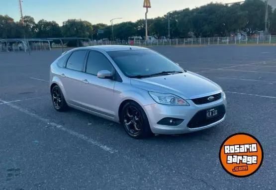 Ford Focus  2011 - foto 1