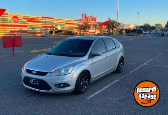 Ford Focus  2011 - foto 2