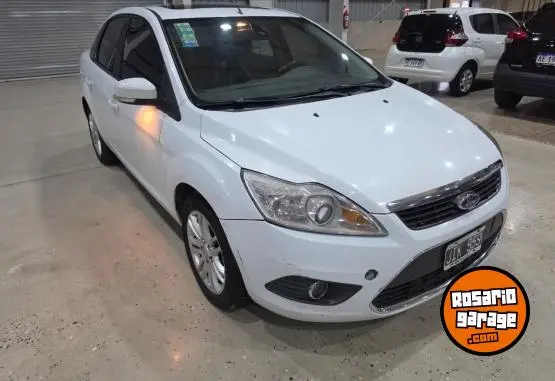 Ford Focus Ghia  2010 - foto 1
