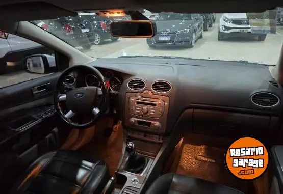 Ford Focus Ghia  2010 - foto 5