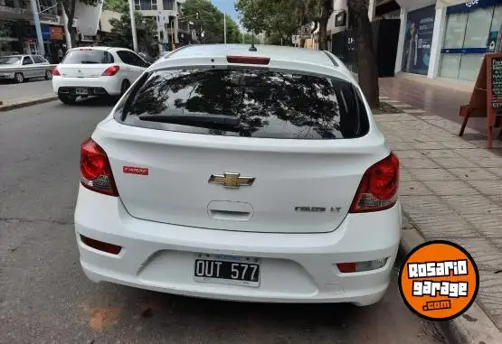 Chevrolet Cruze  2015 - foto 2