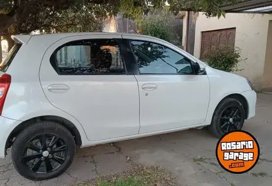 Toyota Etios Xls  2016 - foto 1