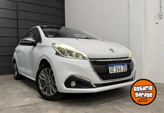 Peugeot 208 Allure Pack 2016 - foto 1