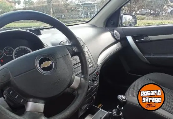 Chevrolet Aveo  2012 - foto 4