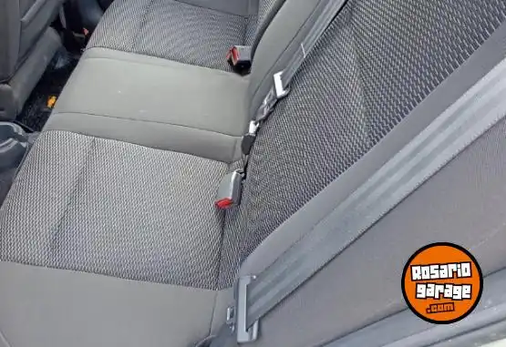 Chevrolet Aveo  2012 - foto 5