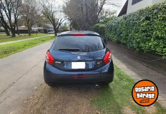 Peugeot 208  2015 - foto 3