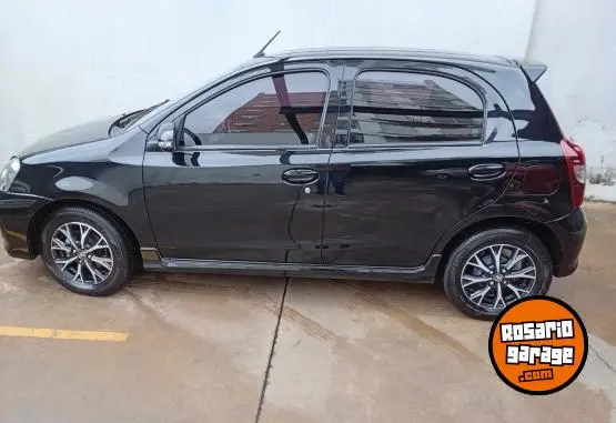 Toyota Etios Platinum  2018 - foto 4