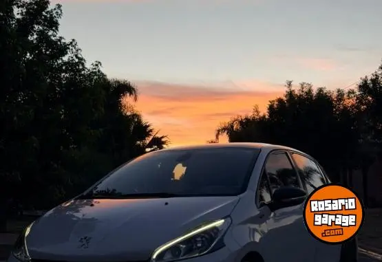 Peugeot 208 Gt  2017 - foto 1
