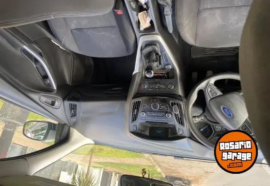 Ford Focus L/14 1.6 5 P S  2015 - foto 5