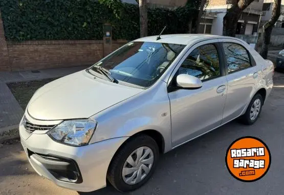 Toyota Etios  2017 - foto 1