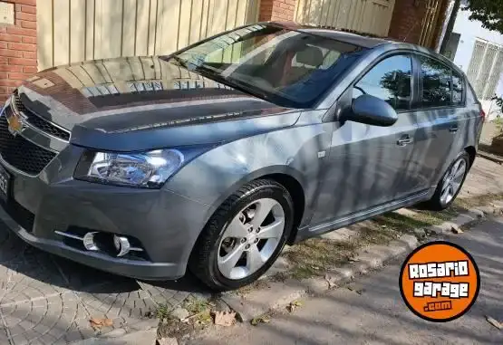 Chevrolet Cruze  2012 - foto 1