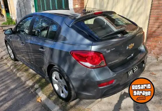 Chevrolet Cruze  2012 - foto 2