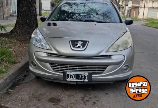 Peugeot 207  2011 - foto 2
