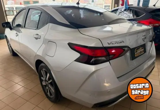 Nissan Versa  2022 - foto 4