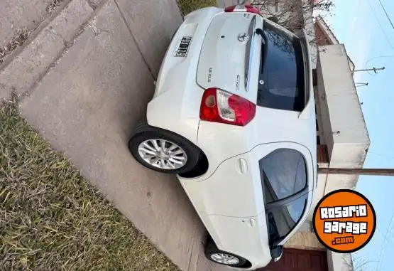Toyota Etios  2016 - foto 3