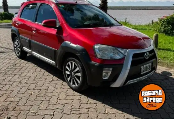 Toyota Etios Cross 2015 - foto 1