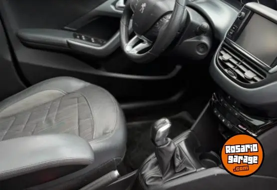 Peugeot 208 Feline Pack Cuir  2016 - foto 2