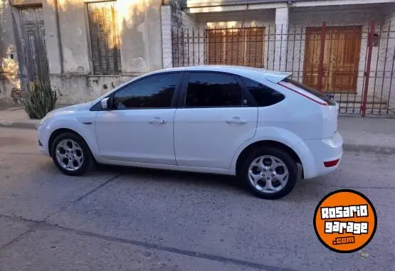 Ford Focus Ghia 2.0  2013 - foto 1
